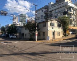 Casa com 107m², Nao suíte, 1 vaga, no bairro Centro em Marau