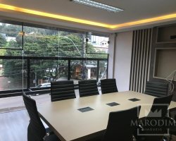 Salas/Conjuntos com 186m², Nao suíte, no bairro Centro em Marau