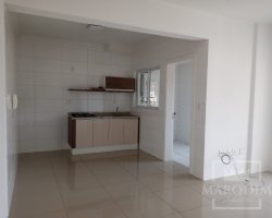 Apartamento com 94m², 2 dormitórios, Nao suíte, 1 vaga, no bairro Centro em Marau