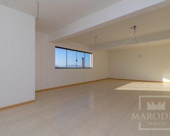 Salas/Conjuntos com 69m², Nao suíte, no bairro Centro em Marau