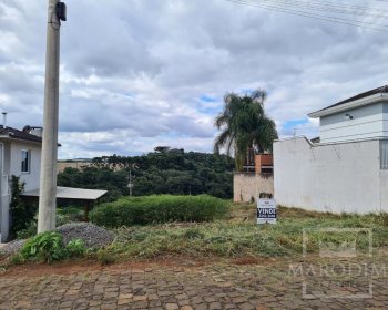 Terreno com 325m², Nao suíte, no bairro Jardim  América em Marau