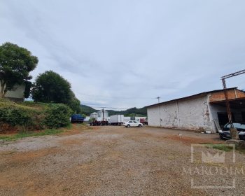 Galpão com 300m², Nao suíte, no bairro Interior em Marau