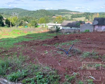 Terreno com 301m², Nao suíte, no bairro Loteamento Residencial Araucária em Marau