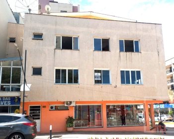 Salas/Conjuntos com 70m², Nao suíte, no bairro Centro em Marau