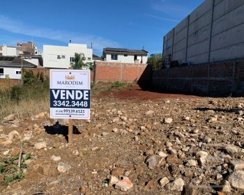 Terreno com 321m², Nao suíte, no bairro Loteamento Falquembach em Marau