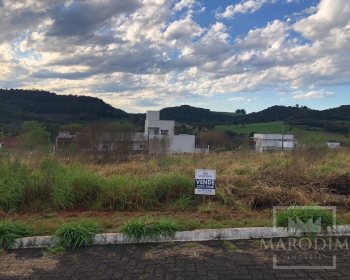 Terreno com 335m², Nao suíte, no bairro Reserva do Parque em Marau