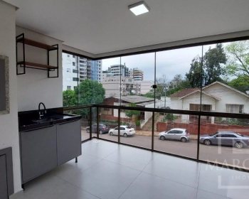 Apartamento com 80m², 3 dormitórios, Nao suíte, 2 vagas, no bairro Centro em Marau