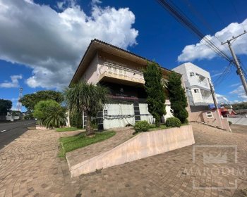 Casa com 300m², 3 dormitórios, Sim suíte, 2 vagas, no bairro Santa Lúcia em Marau